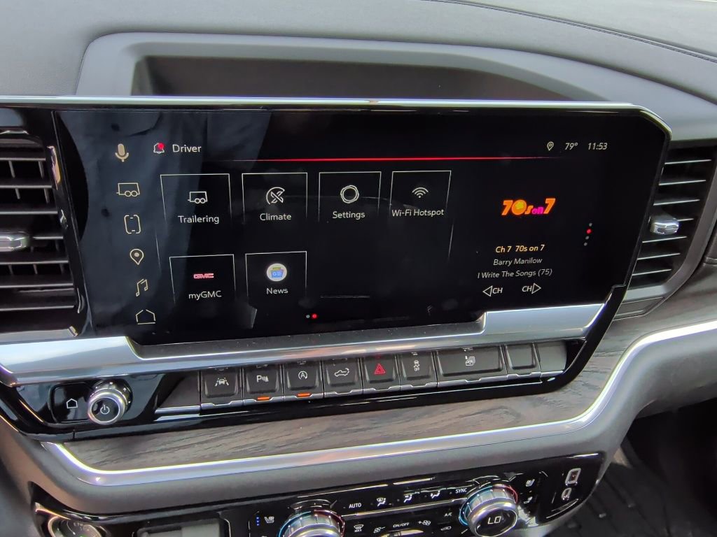 New 2026 GMC Sierra 1500 SLT image 30