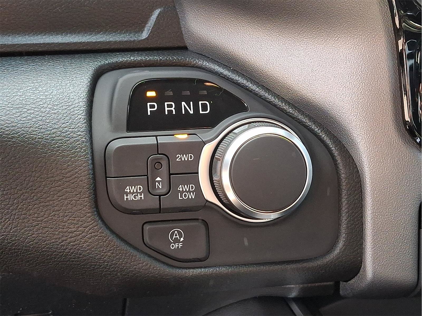 New 2026 RAM 1500 Express AWD/4WD image 9