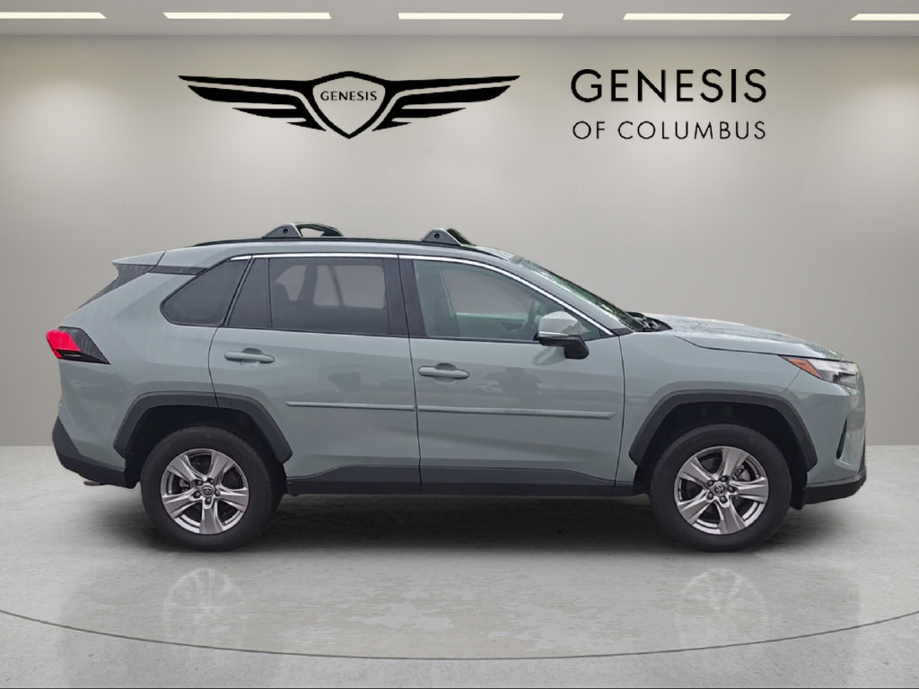 Used 2023 Toyota RAV4 XLE w/ Convenience Package AWD/4WD image 4