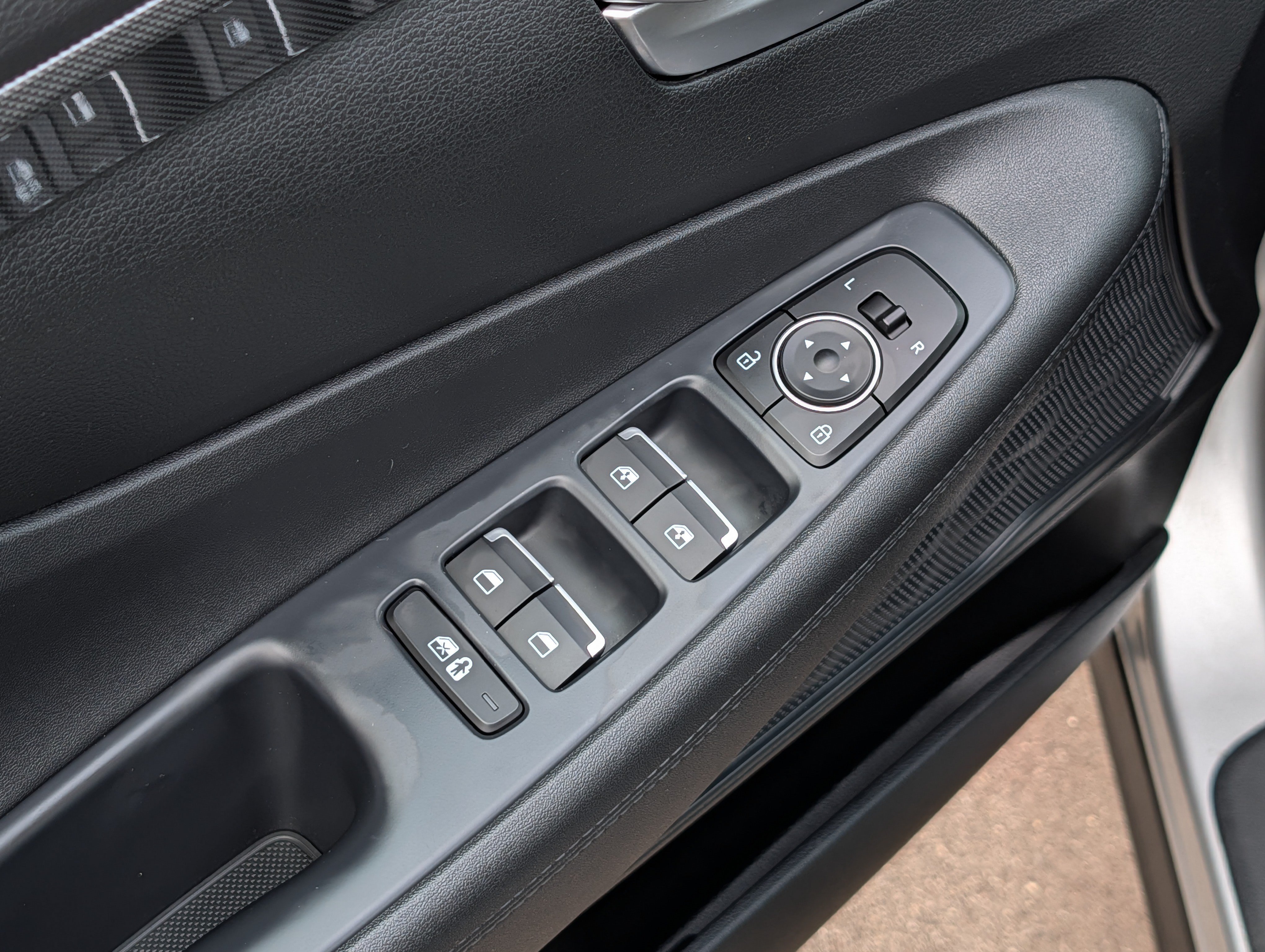 Certified 2023 Hyundai Santa Fe SEL AWD/4WD image 19