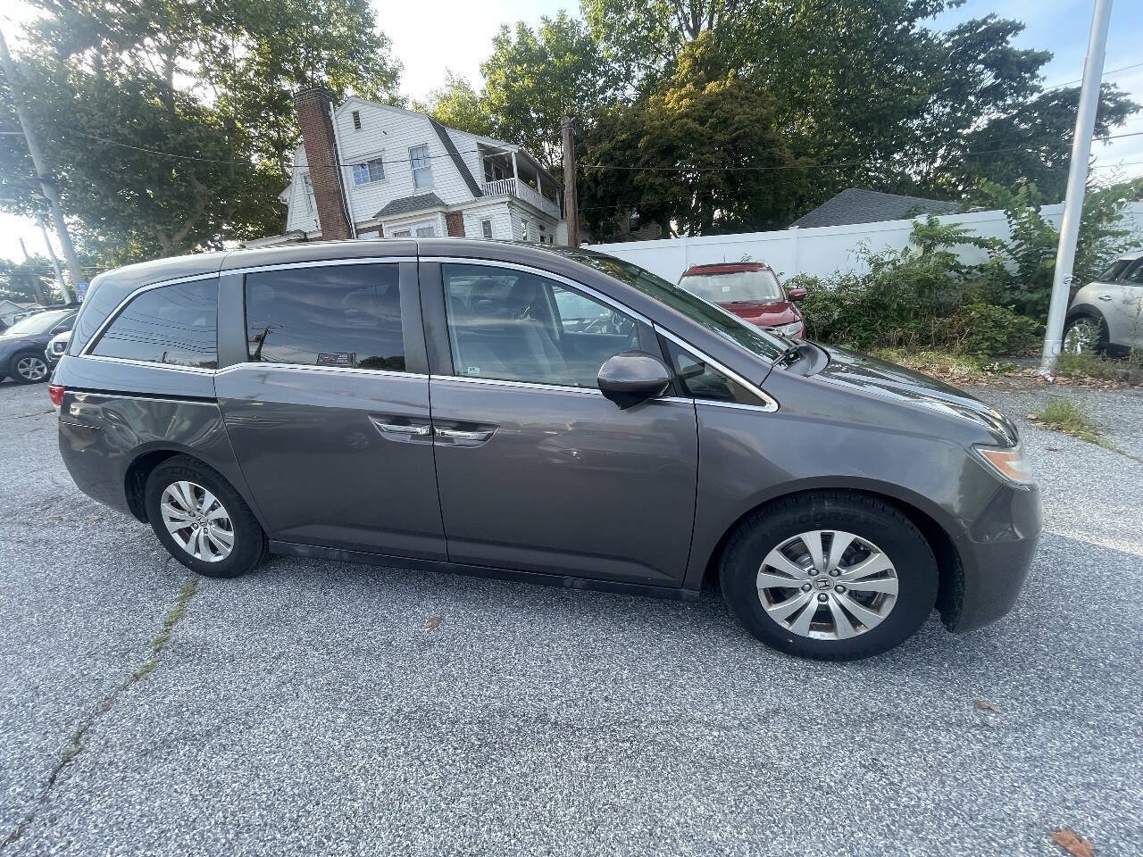 Used 2014 Honda Odyssey EX image 4