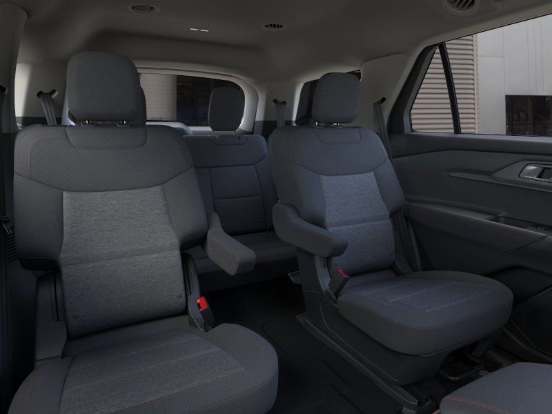 New 2026 Ford Explorer Active RWD image 11