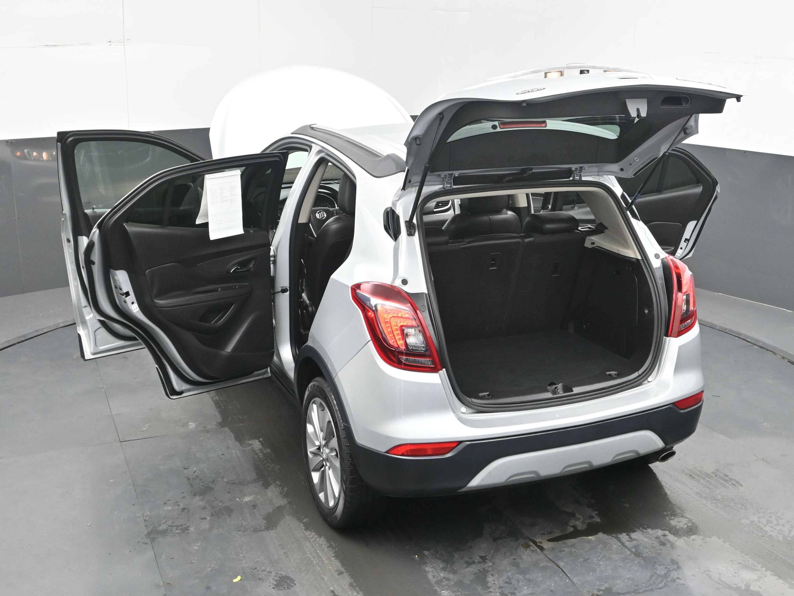 Used 2019 Buick Encore Preferred w/ Safety Package FWD image 39
