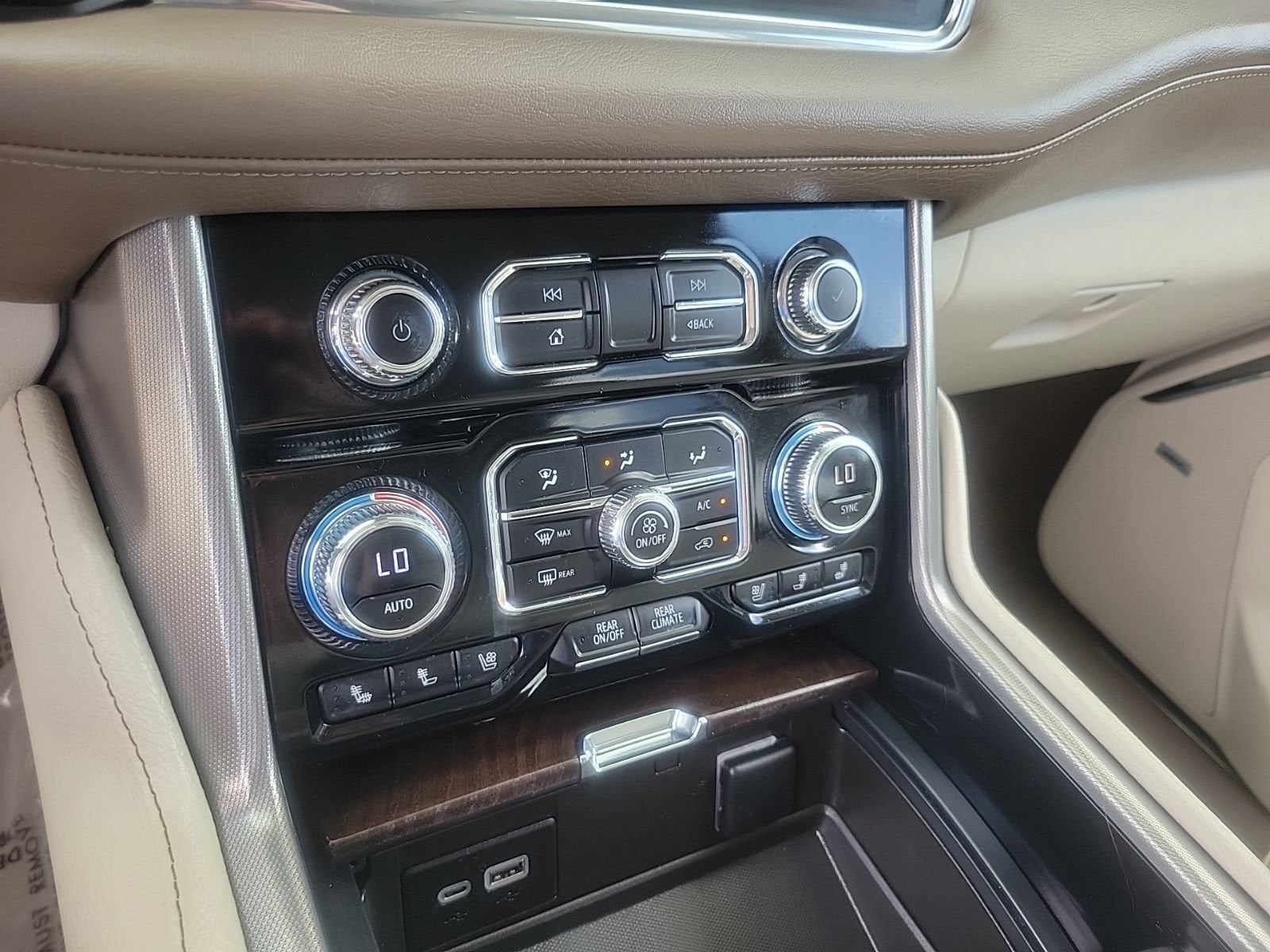 Certified 2023 GMC Yukon XL Denali RWD image 25