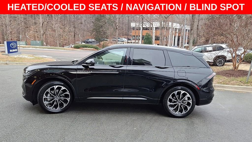 Used 2024 Lincoln Nautilus Reserve w/ Equipment Group 202A image 5