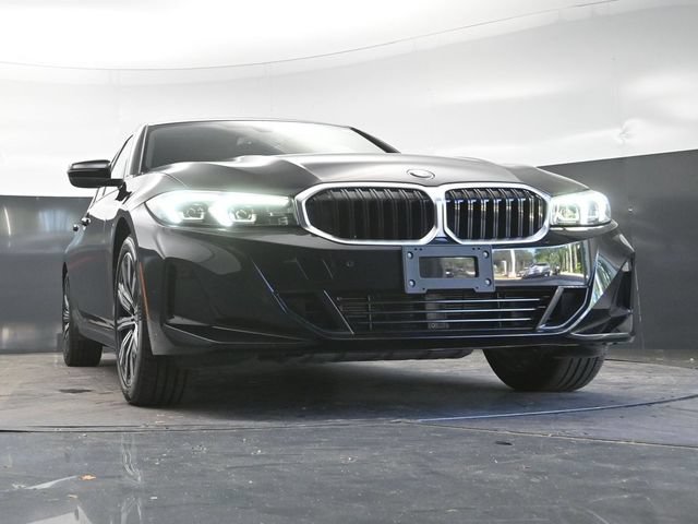 Used 2025 BMW 330i xDrive Sedan w/ Convenience Package AWD/4WD image 25