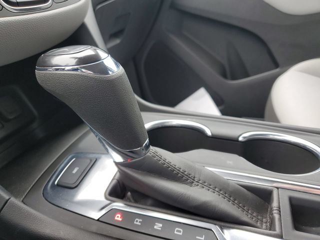 Used 2021 Chevrolet Equinox LS w/ LPO, Blackout Package AWD/4WD image 15