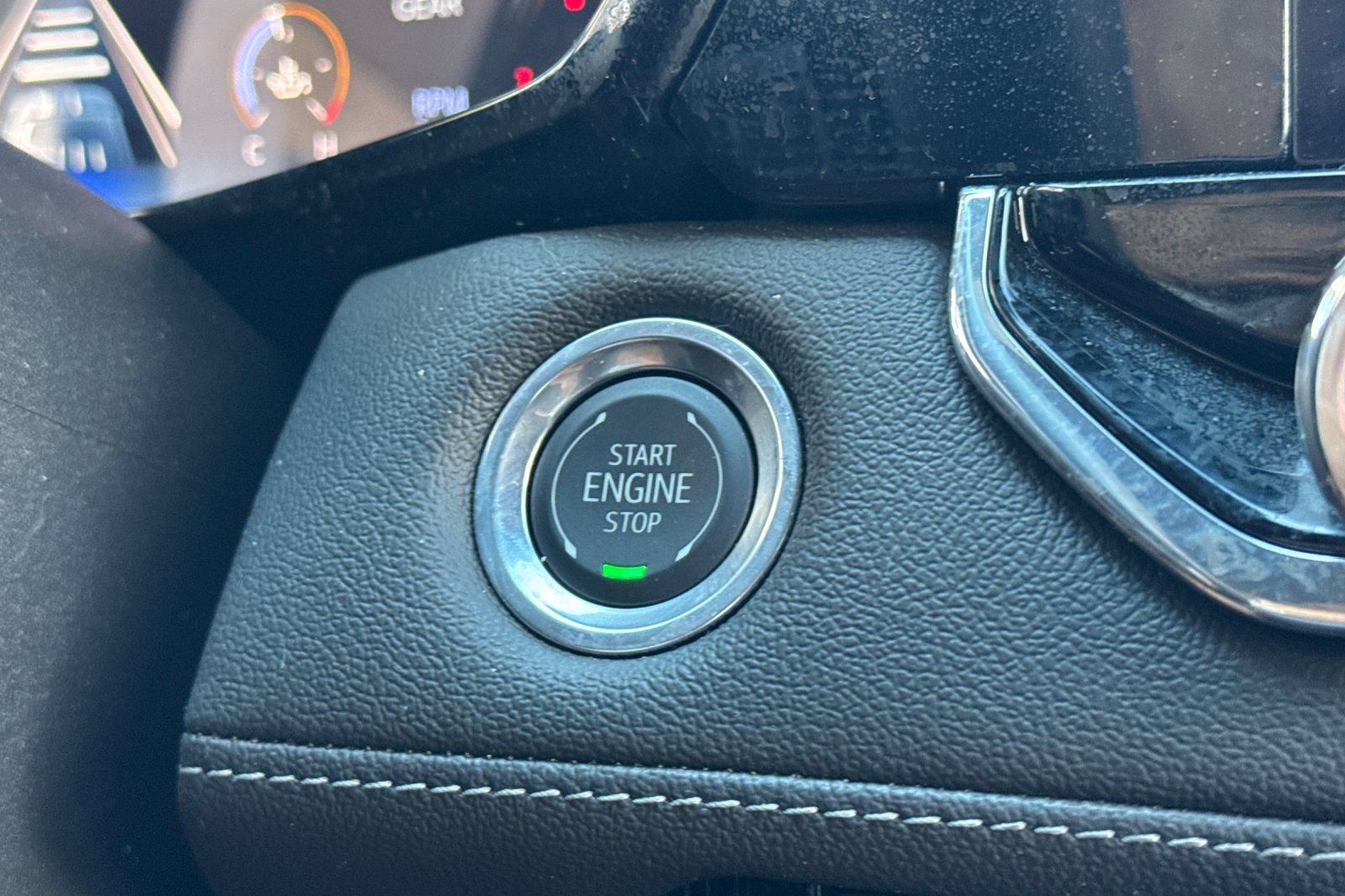 Used 2026 Chevrolet Colorado LT RWD image 32
