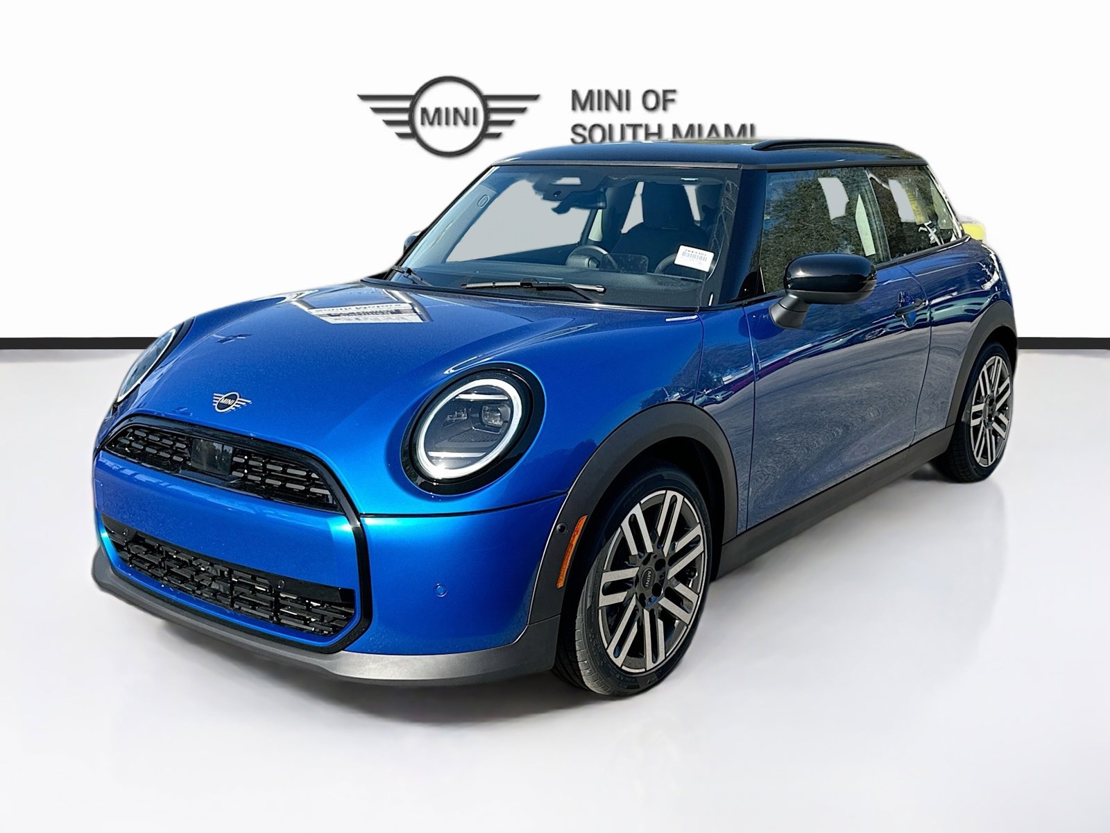 New 2025 MINI Cooper 2-Door Hardtop image 3