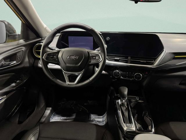 Used 2024 Chevrolet Trax ACTIV w/ Sunroof Package image 12
