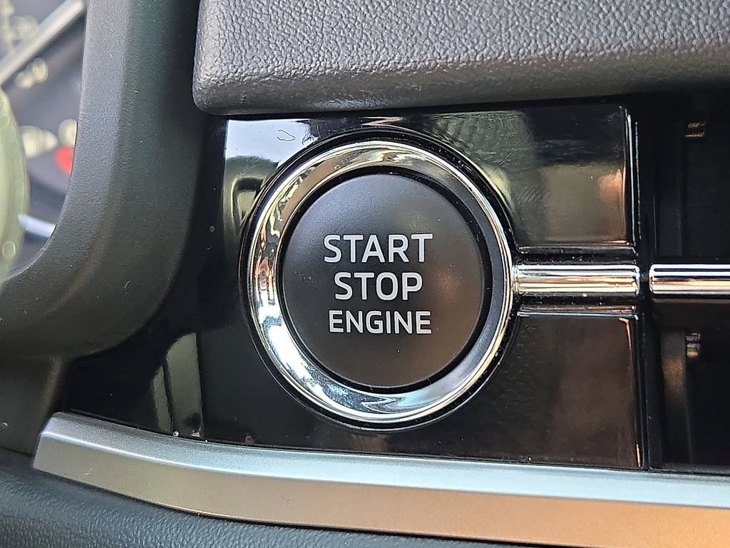 Used 2022 Mitsubishi Outlander SEL Black Edition image 25