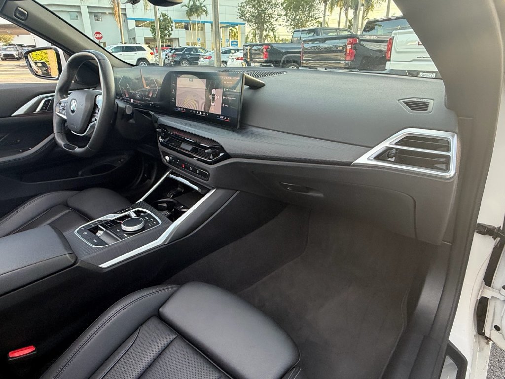 Used 2025 BMW 430i Convertible RWD image 13