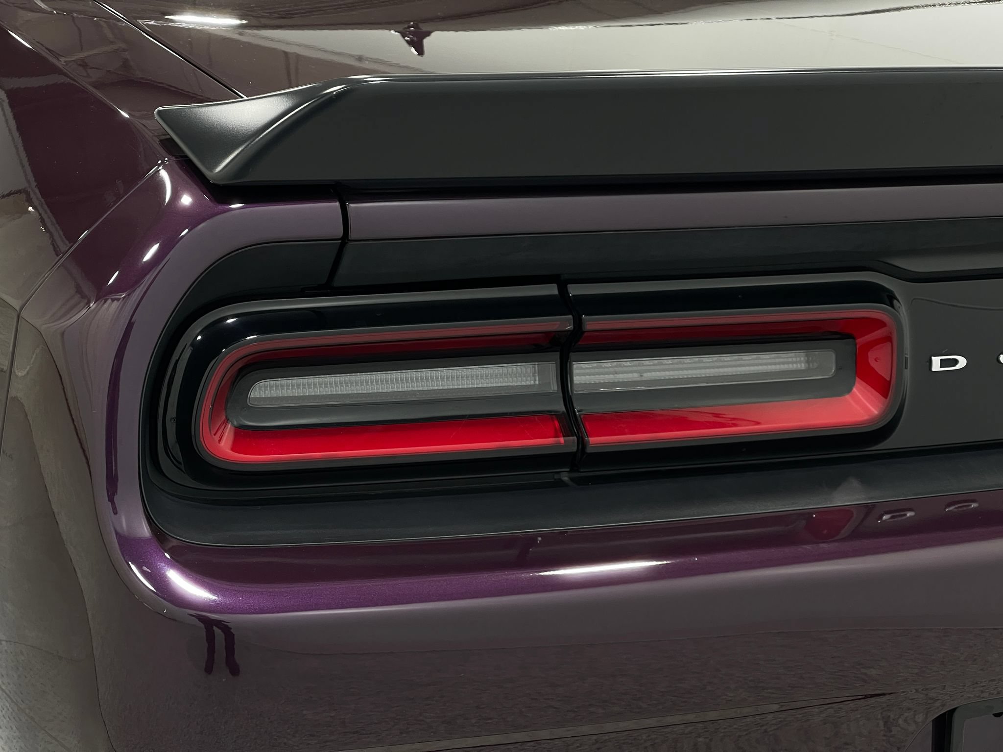 Used 2022 Dodge Challenger SRT Hellcat w/ Plus Package RWD image 33