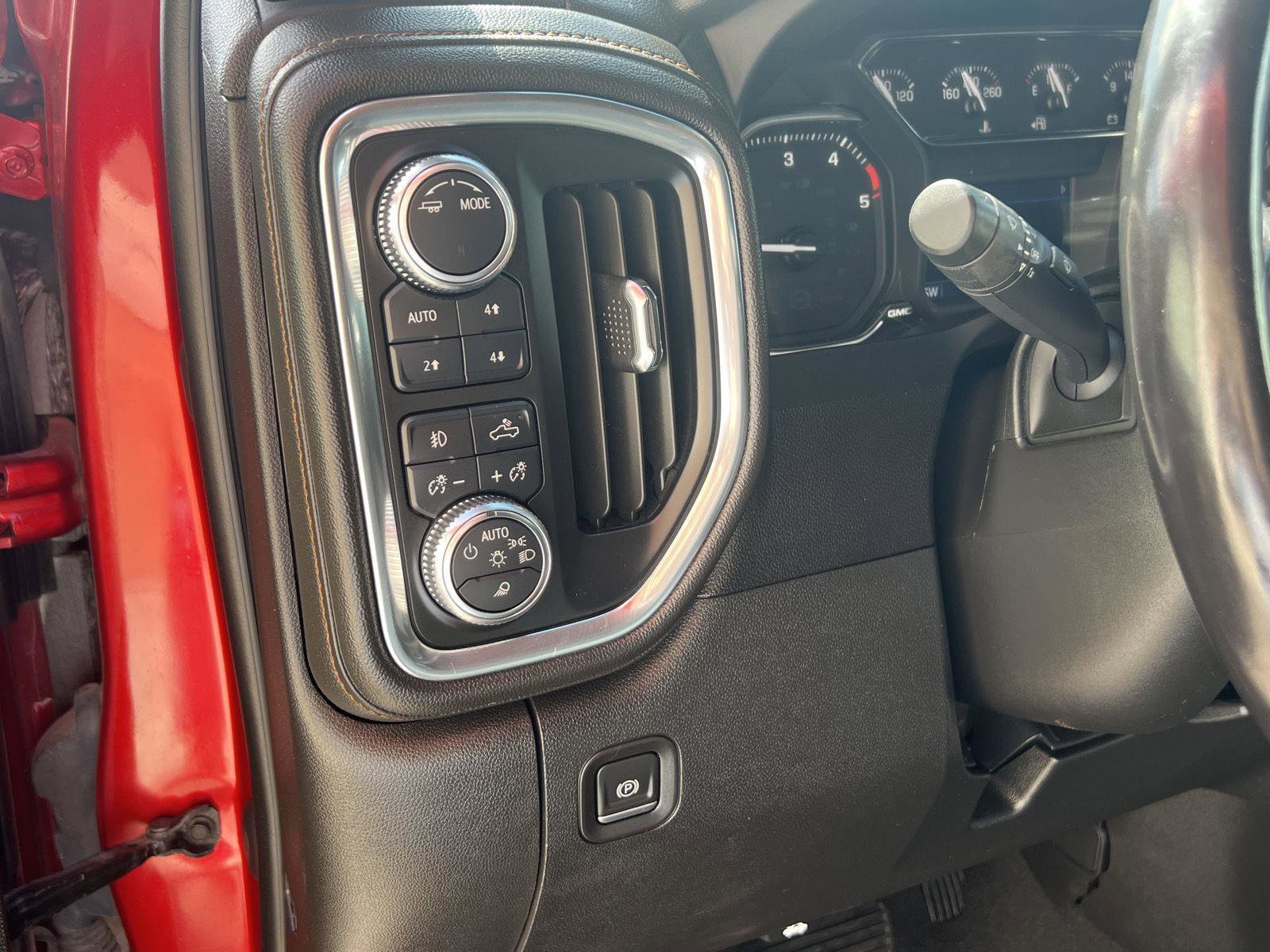 Used 2023 GMC Sierra 2500 AT4 w/ Gooseneck/5TH Wheel Package image 31