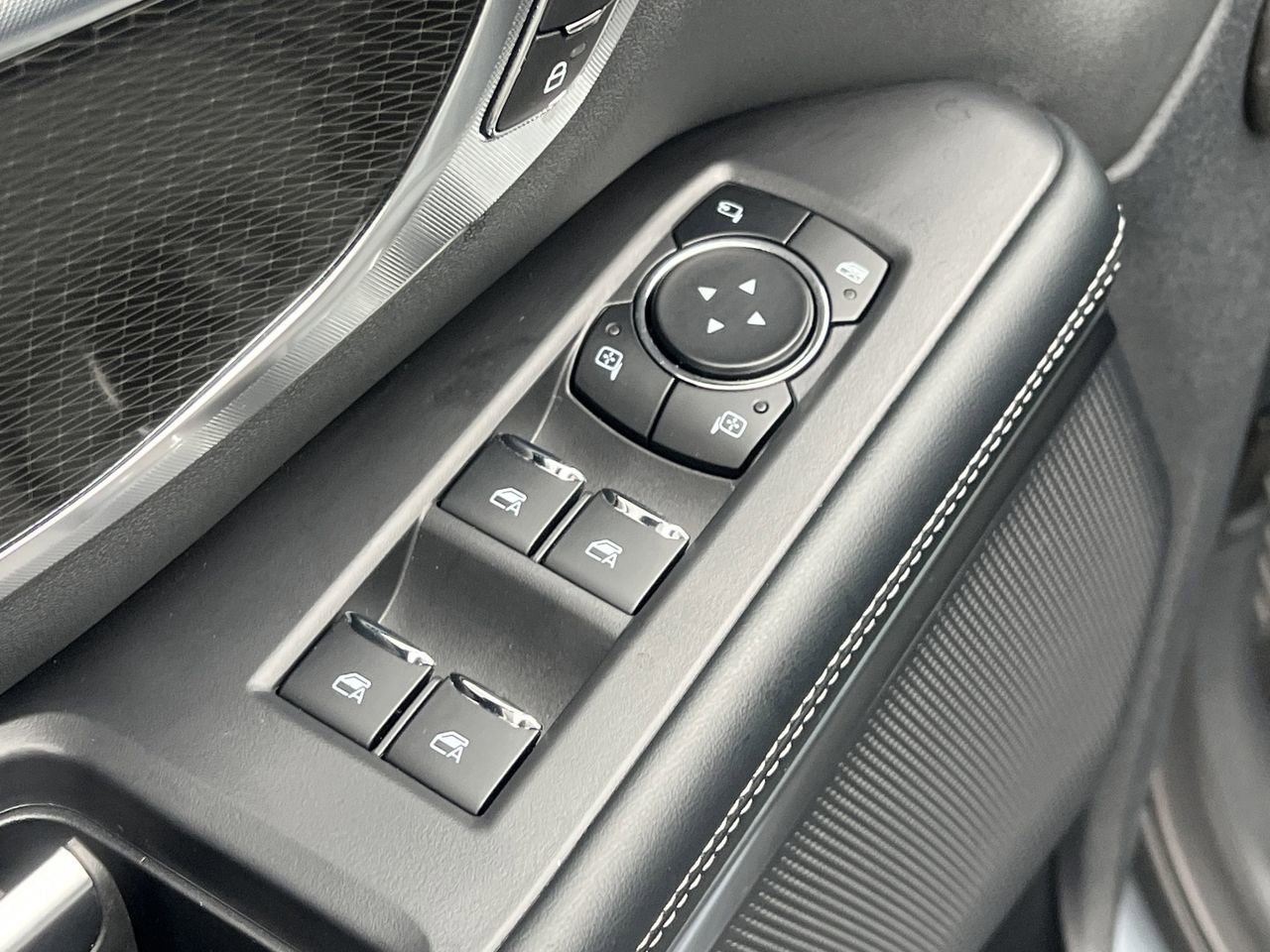 New 2025 Ford Expedition Platinum w/ Stealth Performance Package image 17