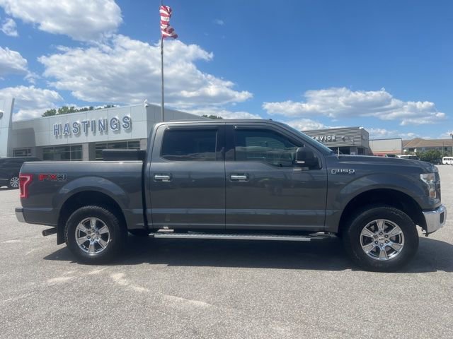 Used 2017 Ford F150 XLT w/ Equipment Group 302A Luxury AWD/4WD image 7