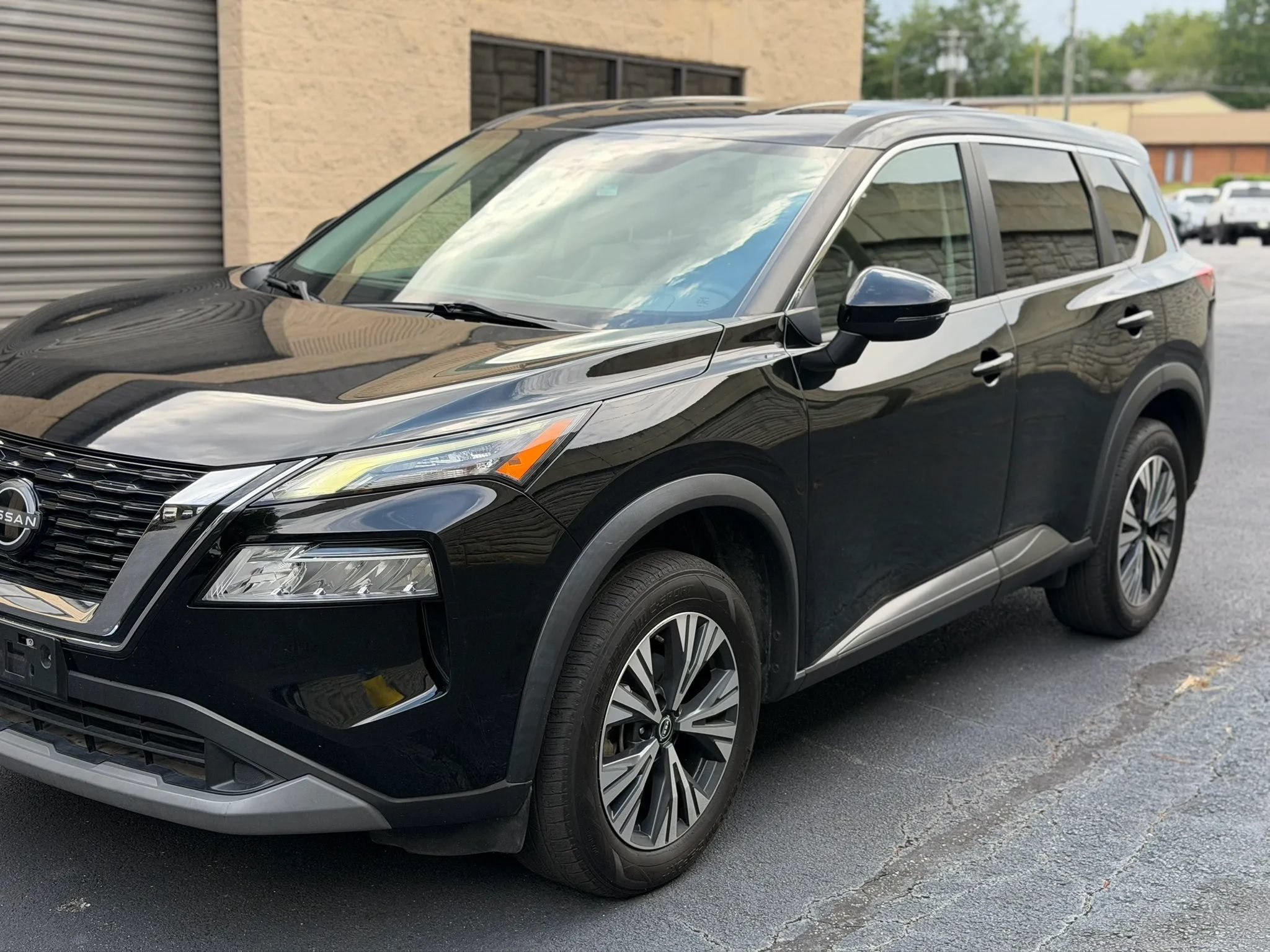 Used 2022 Nissan Rogue SV FWD image 42
