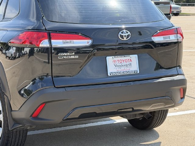 Used 2025 Toyota Corolla Cross AWD Hybrid image 6