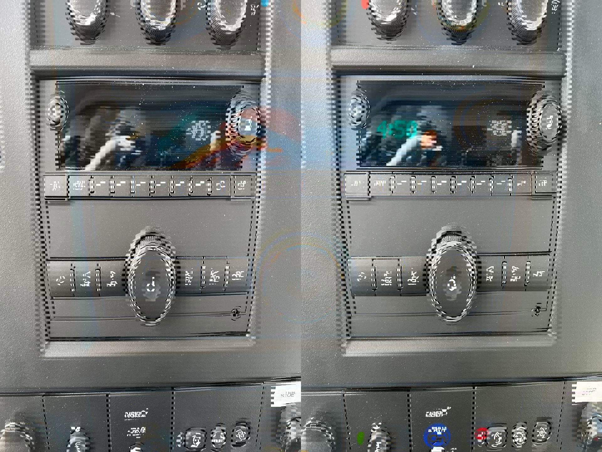 New 2025 GMC Savana 3500 w/ Power Convenience Package image 44