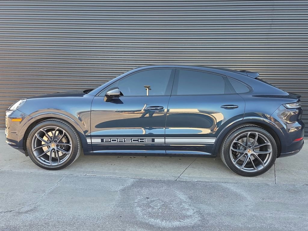 Certified 2026 Porsche Cayenne GTS image 2