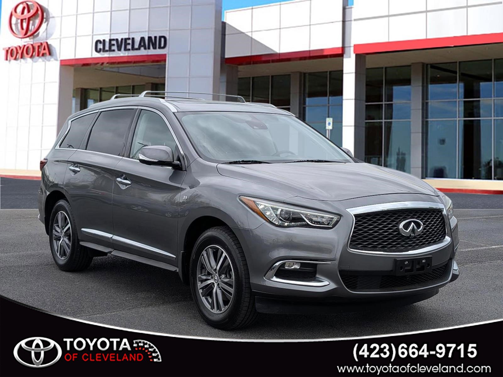 Used 2020 INFINITI QX60 Luxe w/ Essential Package FWD image 1