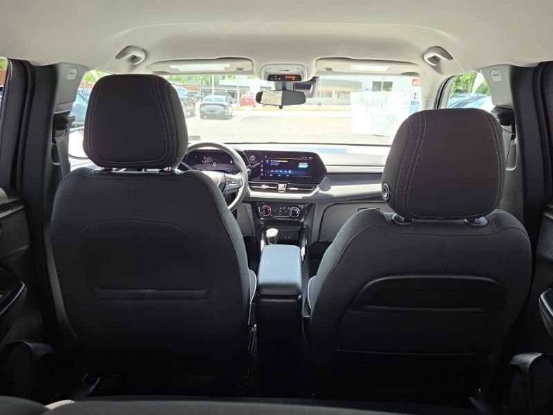 Used 2025 Chevrolet TrailBlazer LT AWD/4WD image 11