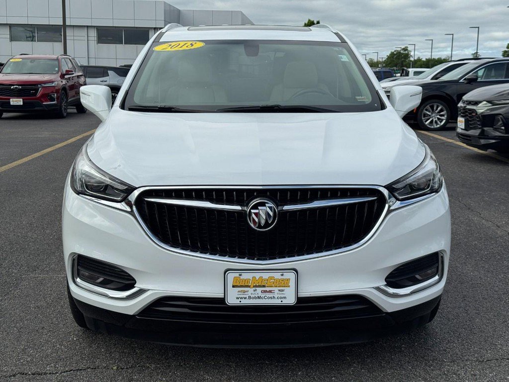 Used 2018 Buick Enclave Essence w/ Trailering Package AWD/4WD image 9