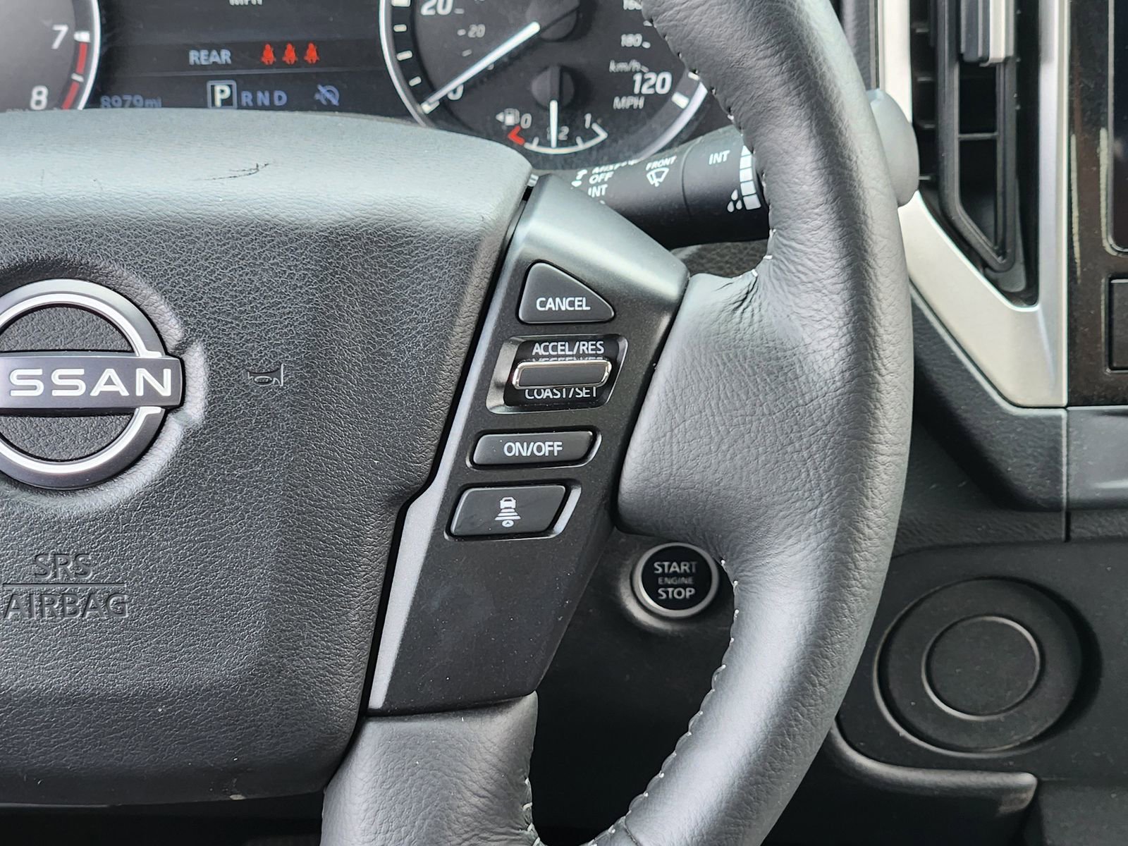 Used 2025 Nissan Frontier SV w/ SV Convenience Package image 31