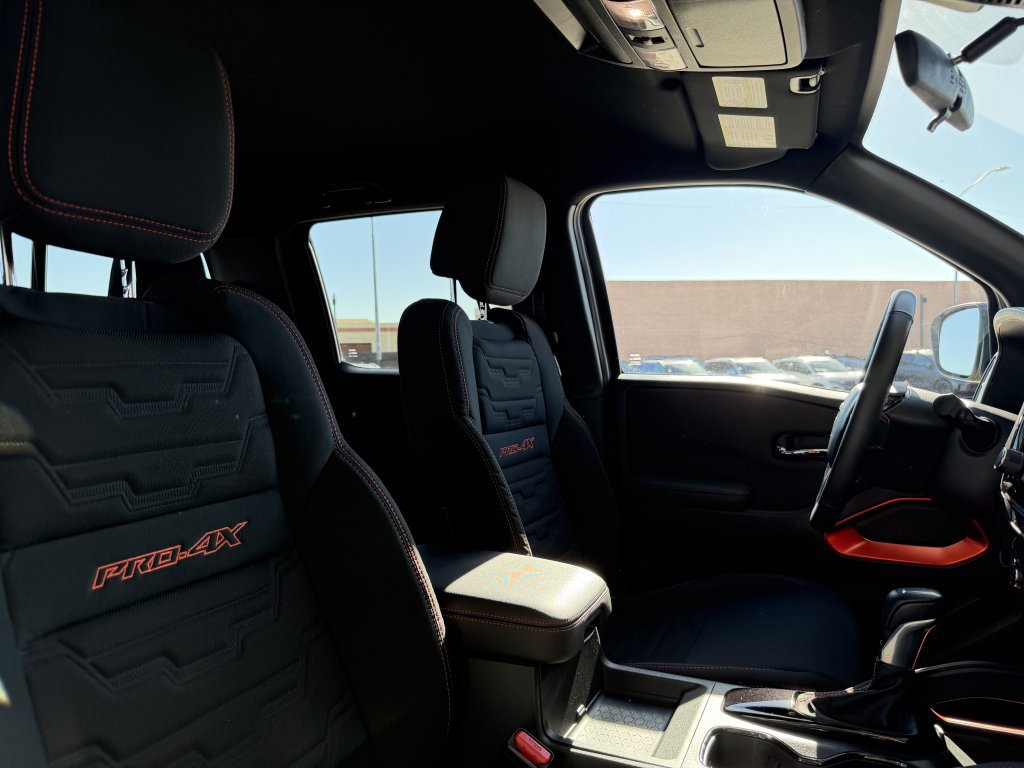 Used 2024 Nissan Frontier PRO-4X w/ Off-Road Protection Package image 39