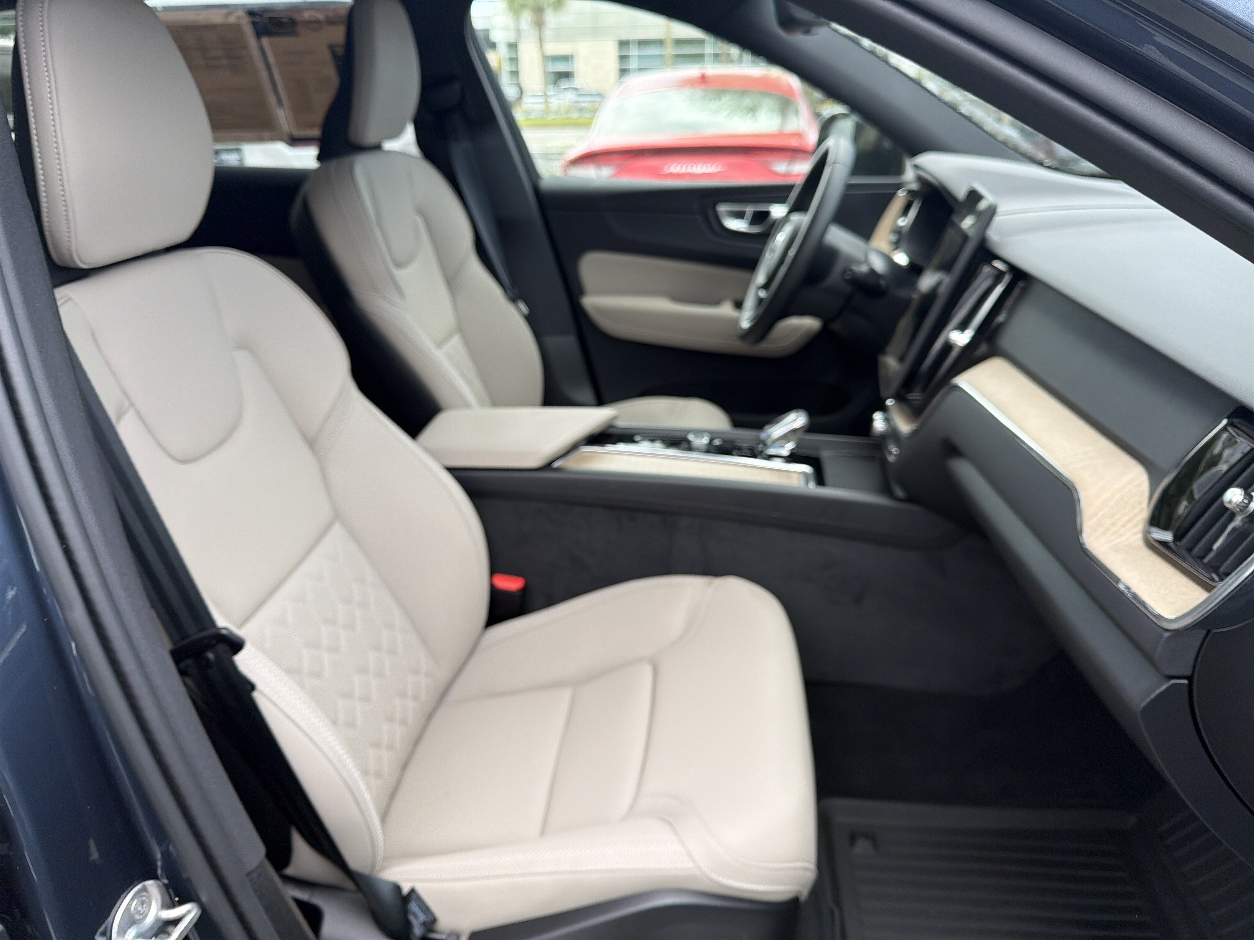 Used 2026 Volvo XC60 B5 Plus w/ Protection Package Premier image 35