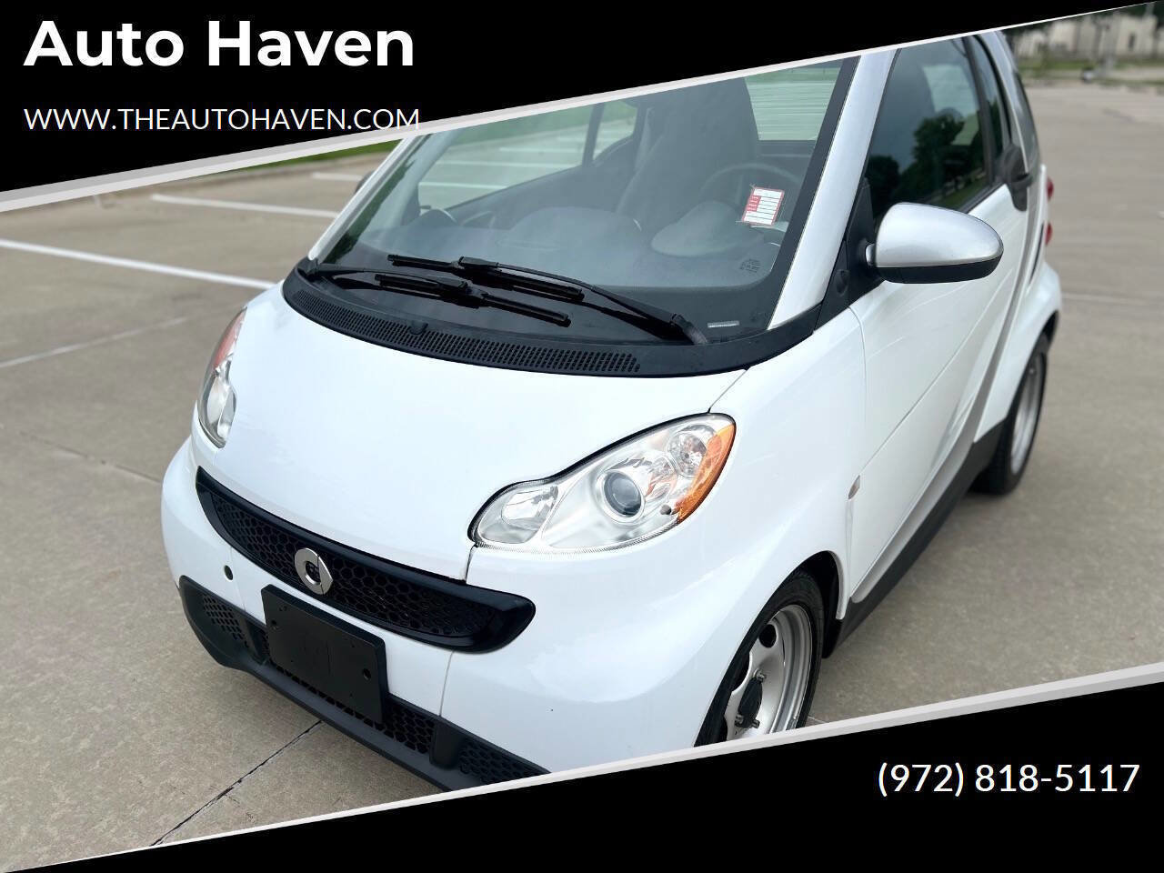 Used 2014 smart fortwo pure RWD image 1
