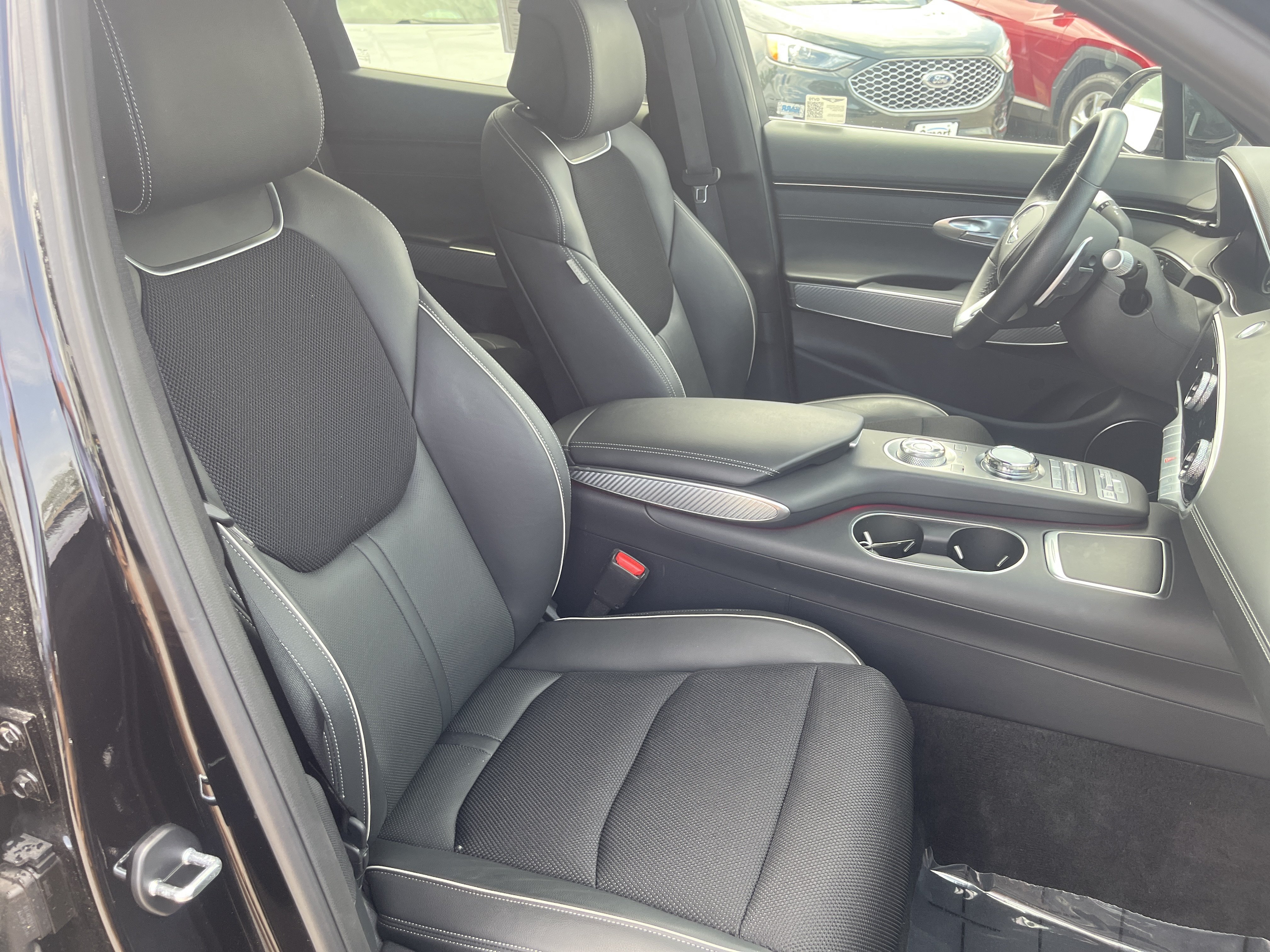 Used 2025 Genesis GV70 3.5T Sport AWD/4WD image 20