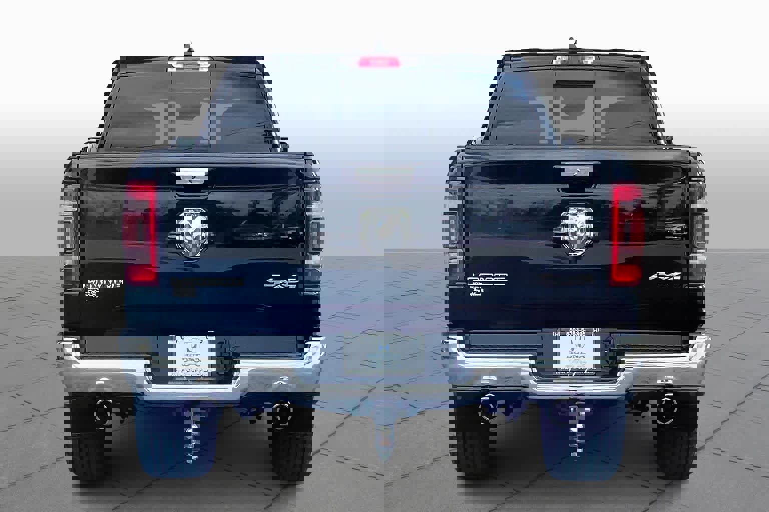 Used 2019 RAM 1500 Laramie image 5