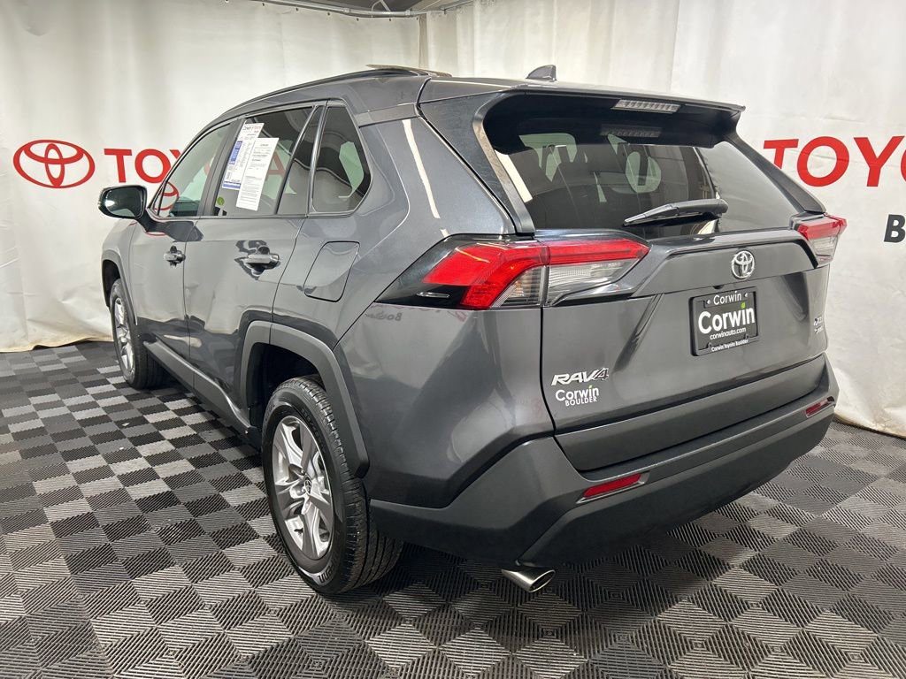 Used 2023 Toyota RAV4 XLE AWD/4WD image 5