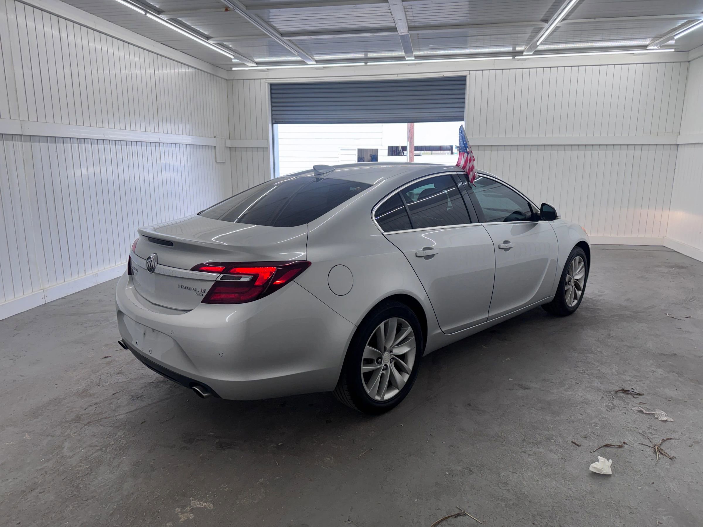 Used 2016 Buick Regal Premium AWD/4WD image 5