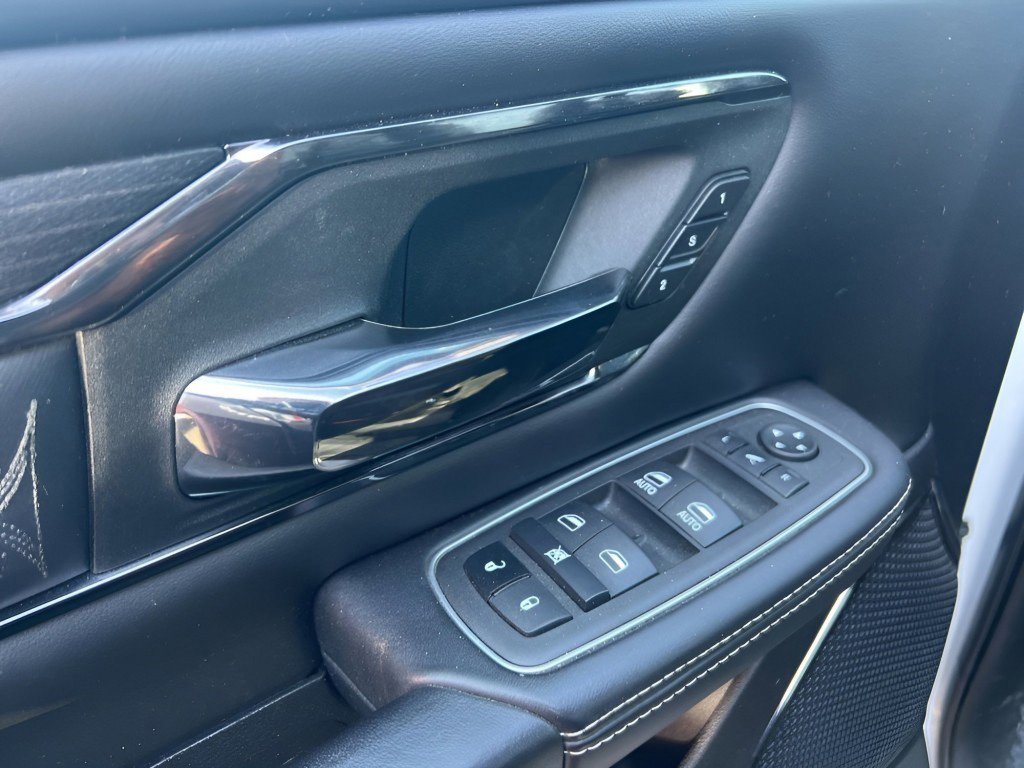 Used 2022 RAM 1500 Limited w/ Body-Colour Bumper Group image 19