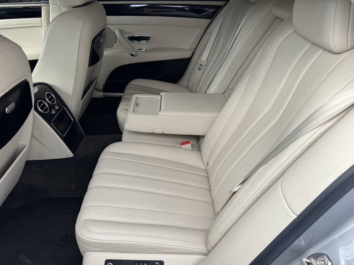 Used 2015 Bentley Flying Spur V8 AWD/4WD image 19