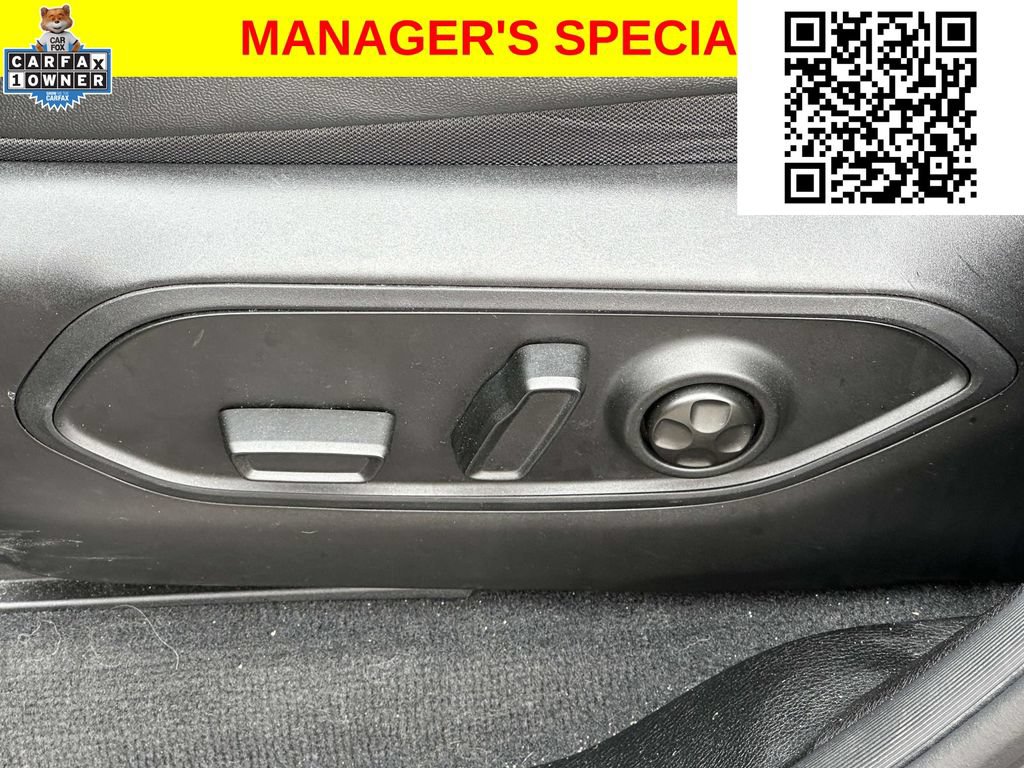 Used 2023 Jeep Grand Cherokee L Limited w/ Luxury Tech Group II AWD/4WD image 17