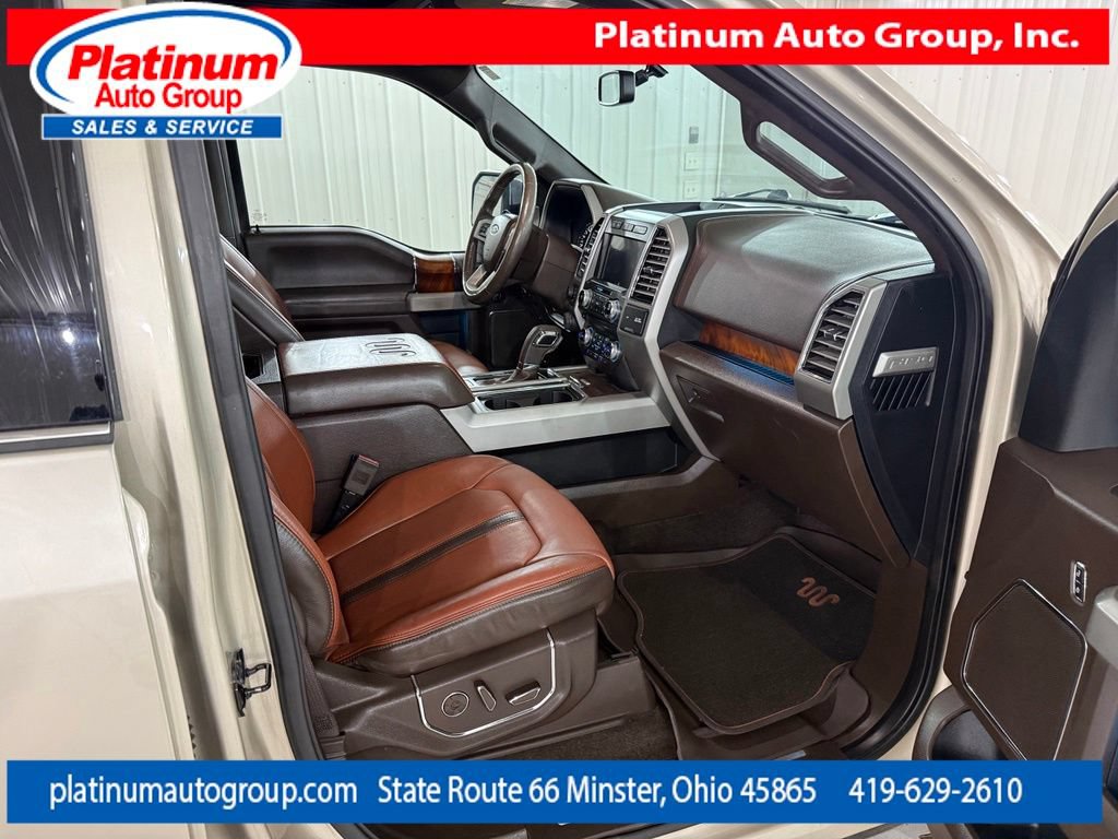 Used 2018 Ford F150 King Ranch w/ Equipment Group 601A Luxury AWD/4WD image 40