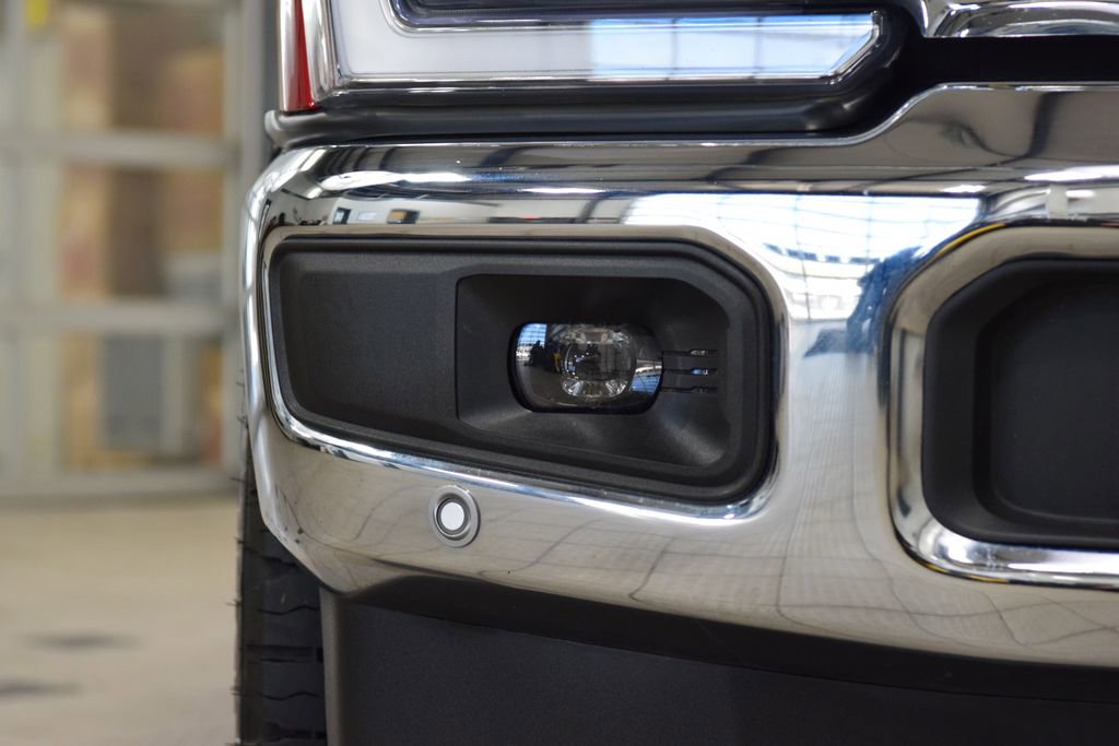 Used 2023 Ford F350 Lariat w/ Lariat Ultimate Package image 12