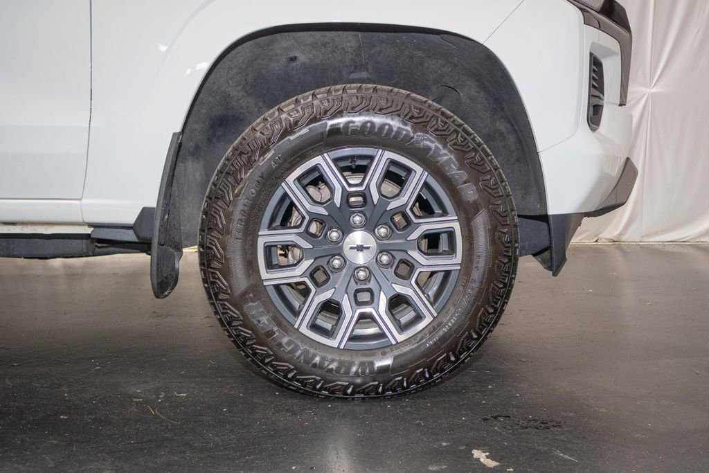 Certified 2023 Chevrolet Colorado Z71 w/ Z71 Convenience Package 2 image 9