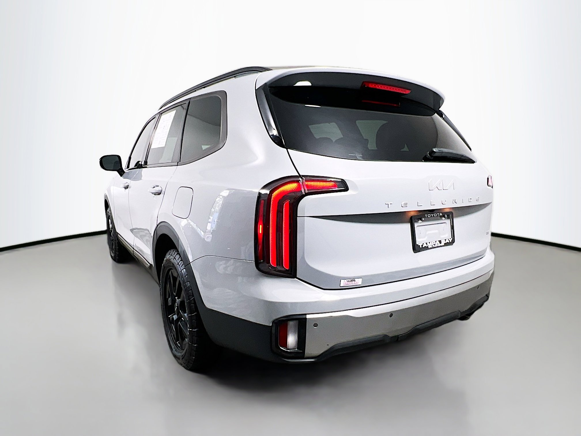 Used 2023 Kia Telluride SX X-Pro AWD/4WD image 8