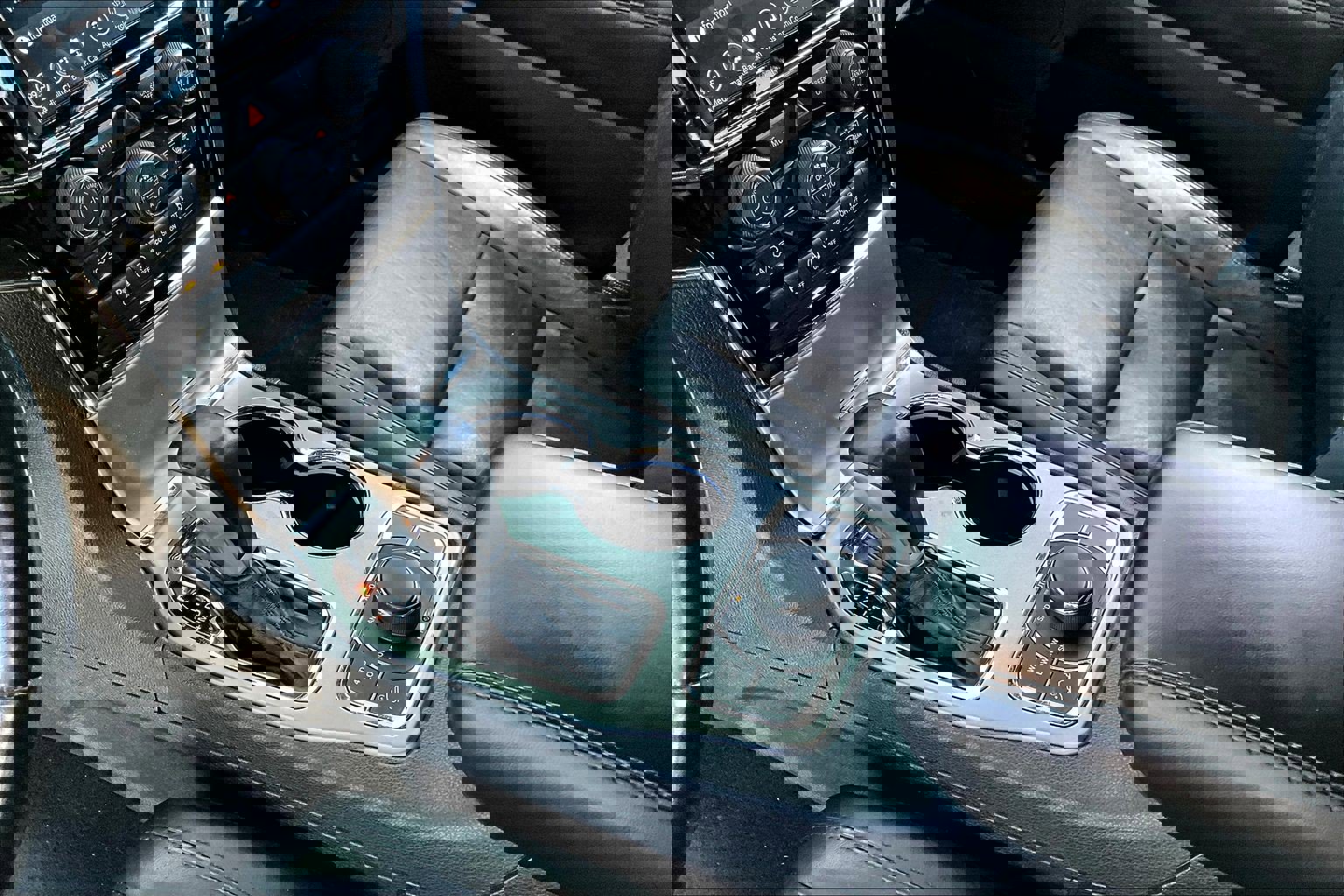 Used 2020 Jeep Grand Cherokee Limited image 18