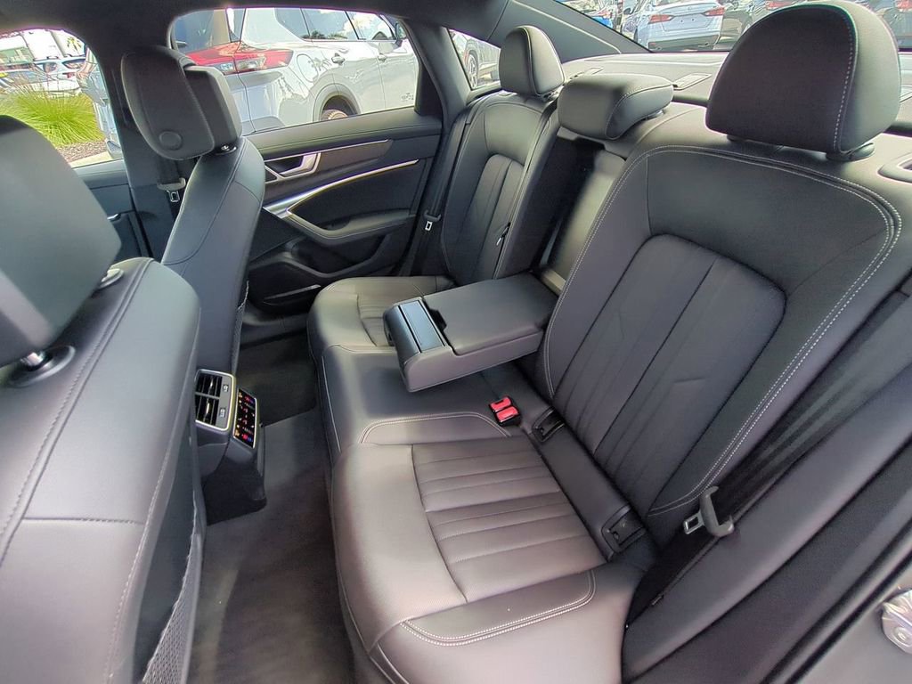 Used 2022 Audi A6 Premium Plus image 12