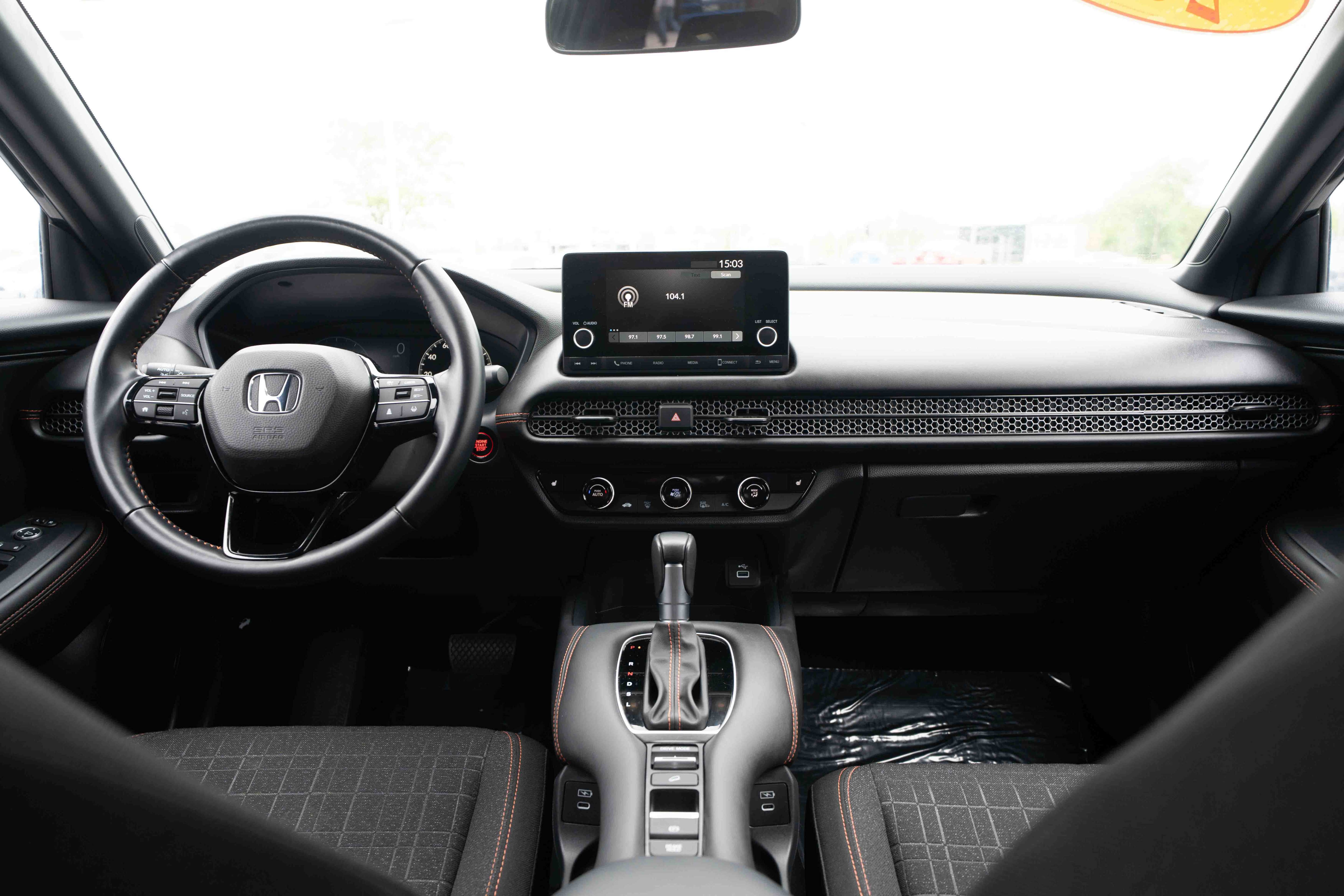 Used 2025 Honda HR-V Sport image 20
