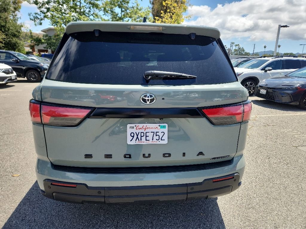 Used 2025 Toyota Sequoia SR5 AWD/4WD image 4