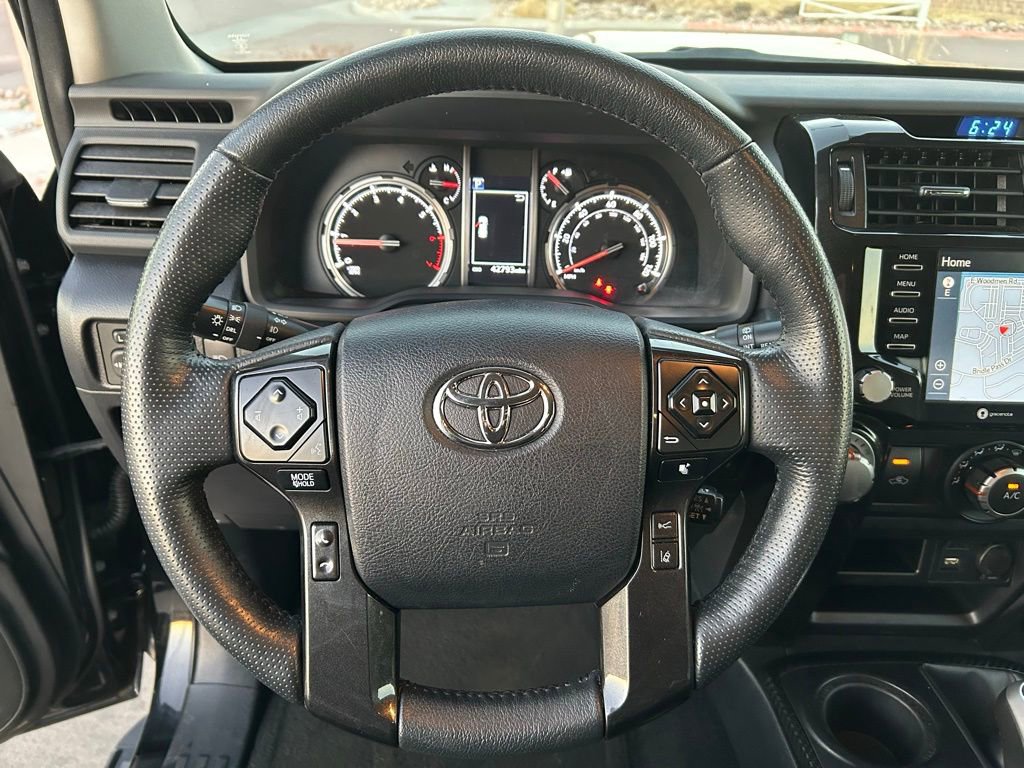 Used 2024 Toyota 4Runner TRD Off-Road Premium AWD/4WD image 13
