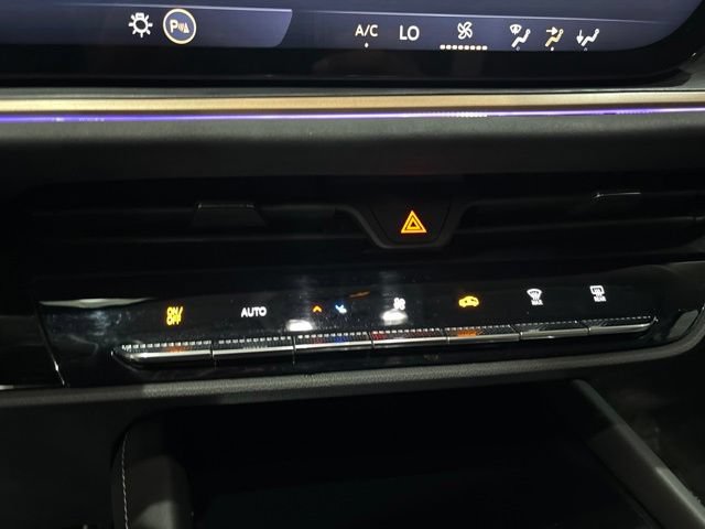 Used 2025 Buick Envision Sport Touring AWD/4WD image 29