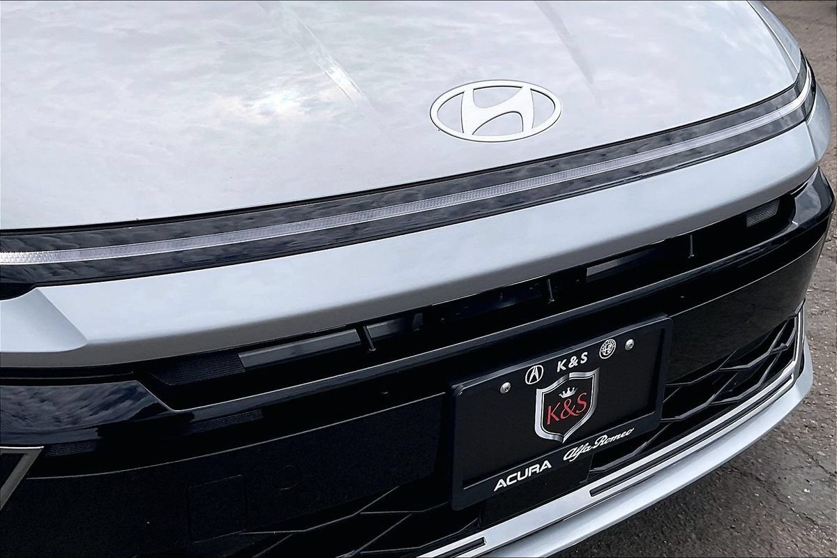 Used 2025 Hyundai Sonata SEL FWD image 5