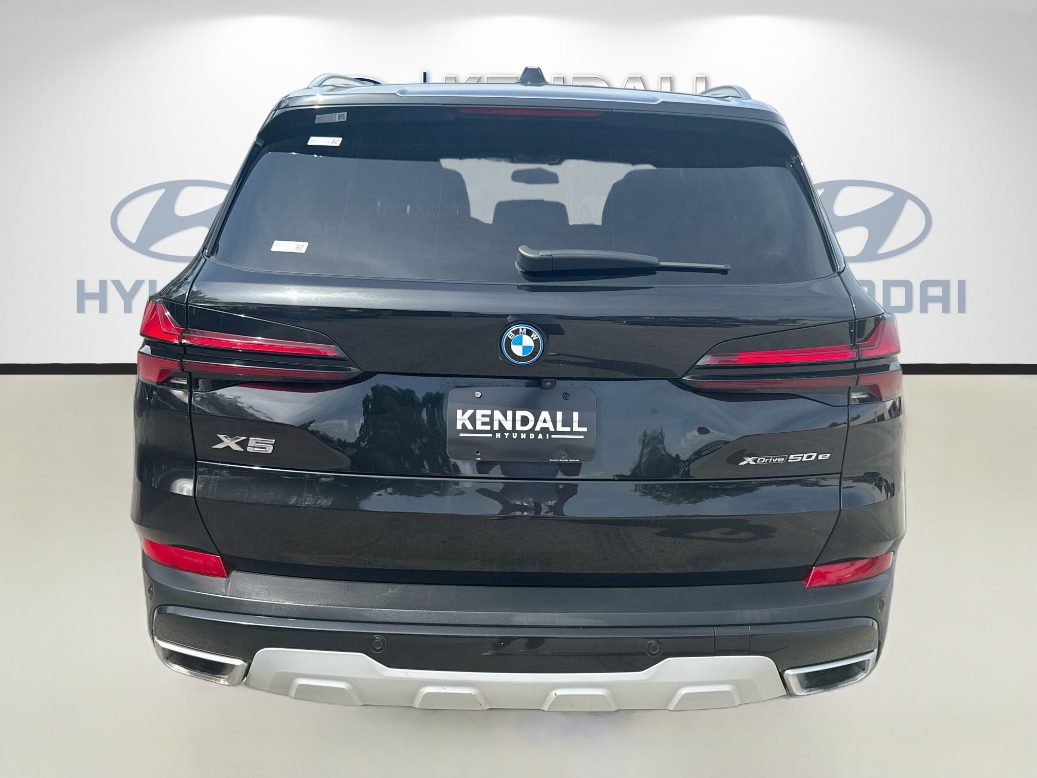 Used 2024 BMW X5 xDrive50e AWD/4WD image 5